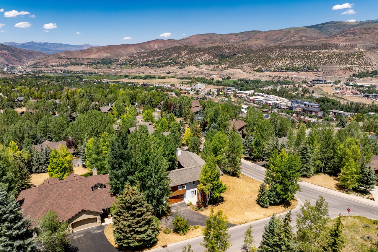 11 Russell Trail