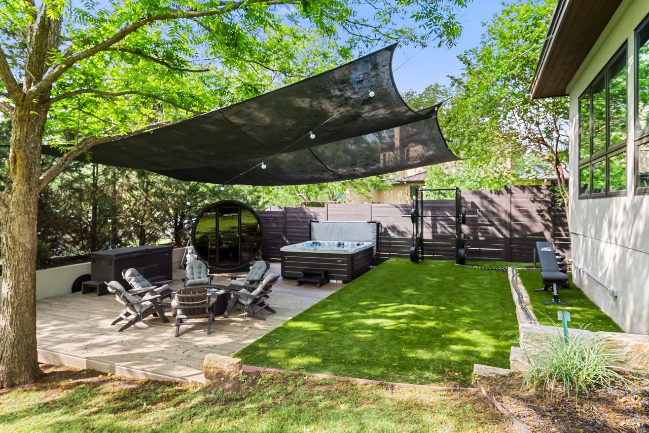 8508 Big View Drive