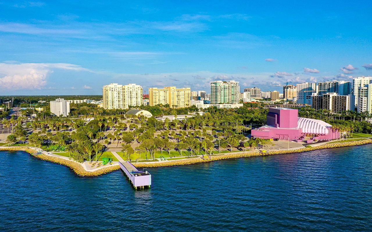 800 N. Tamiami Trail #312