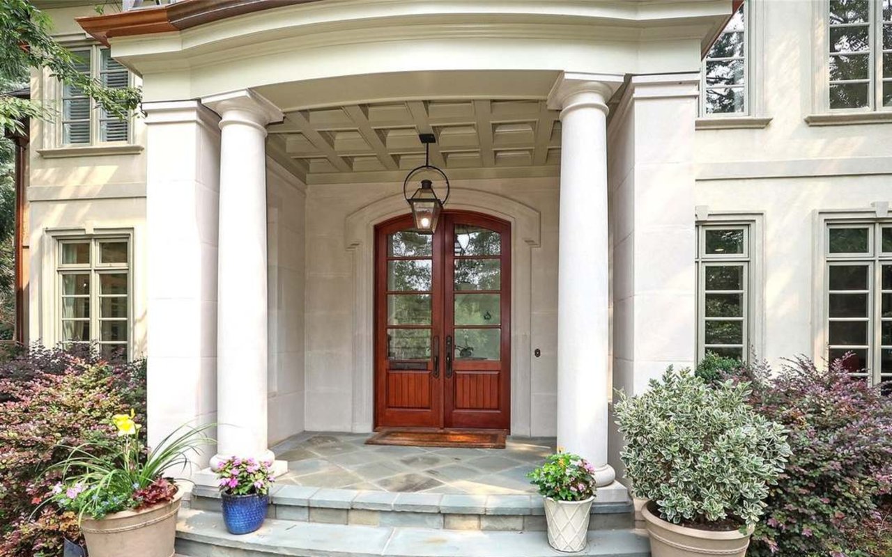 Foxcroft Home of the Month: 2416 Warburton Road