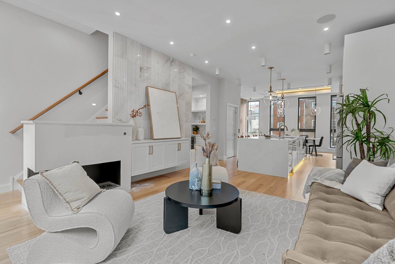 1100 Webster St #4, Philadelphia, PA 19147