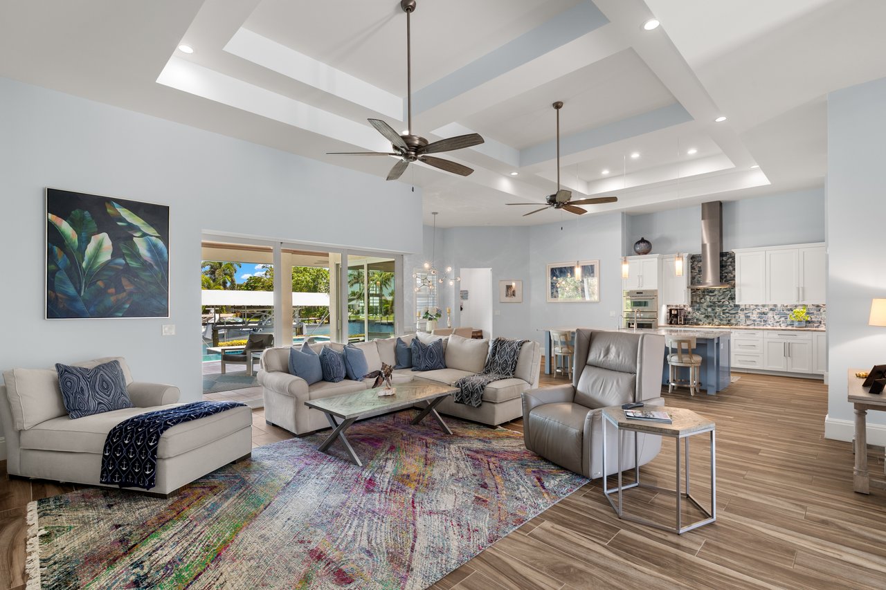6617 Joanna CIR