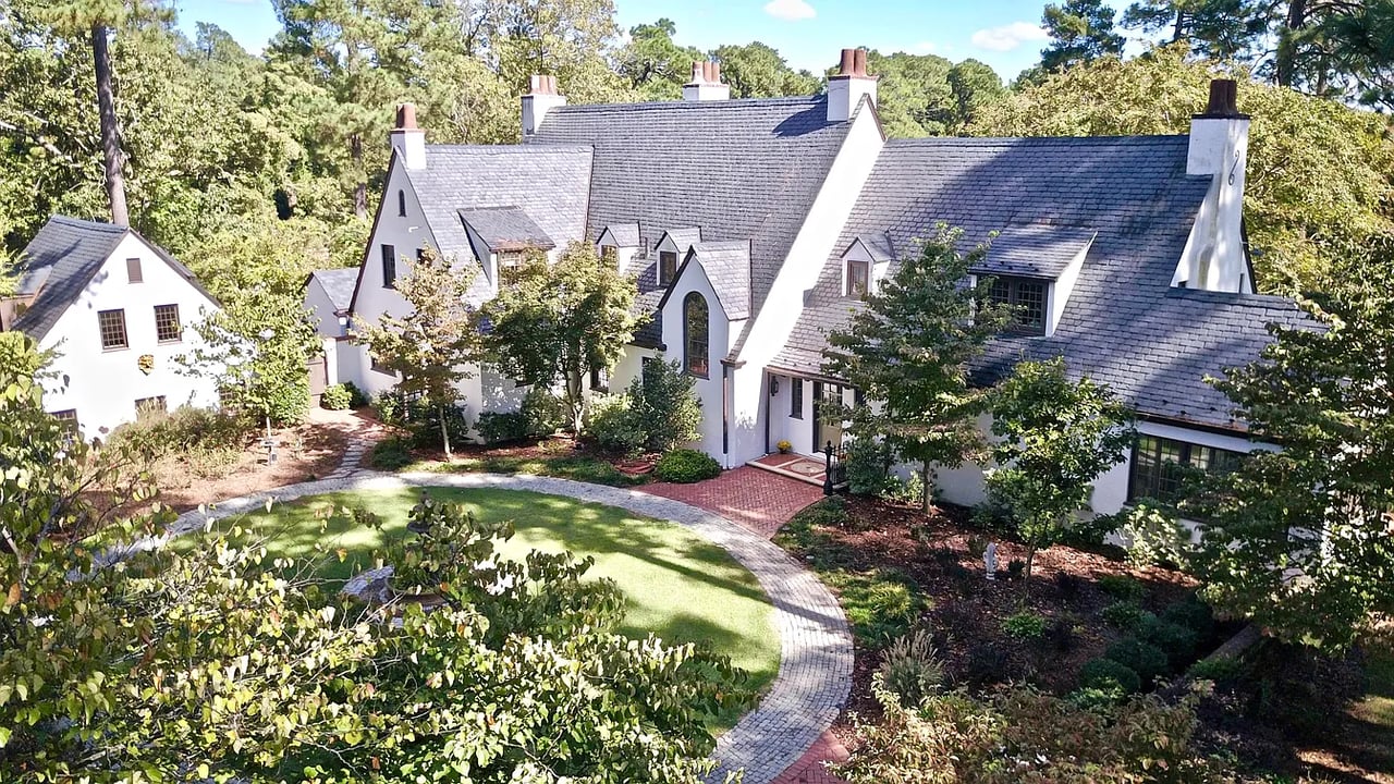 Inchalene (Historic Horse Farm in Southern Pines) — 765 E Connecticut Ave