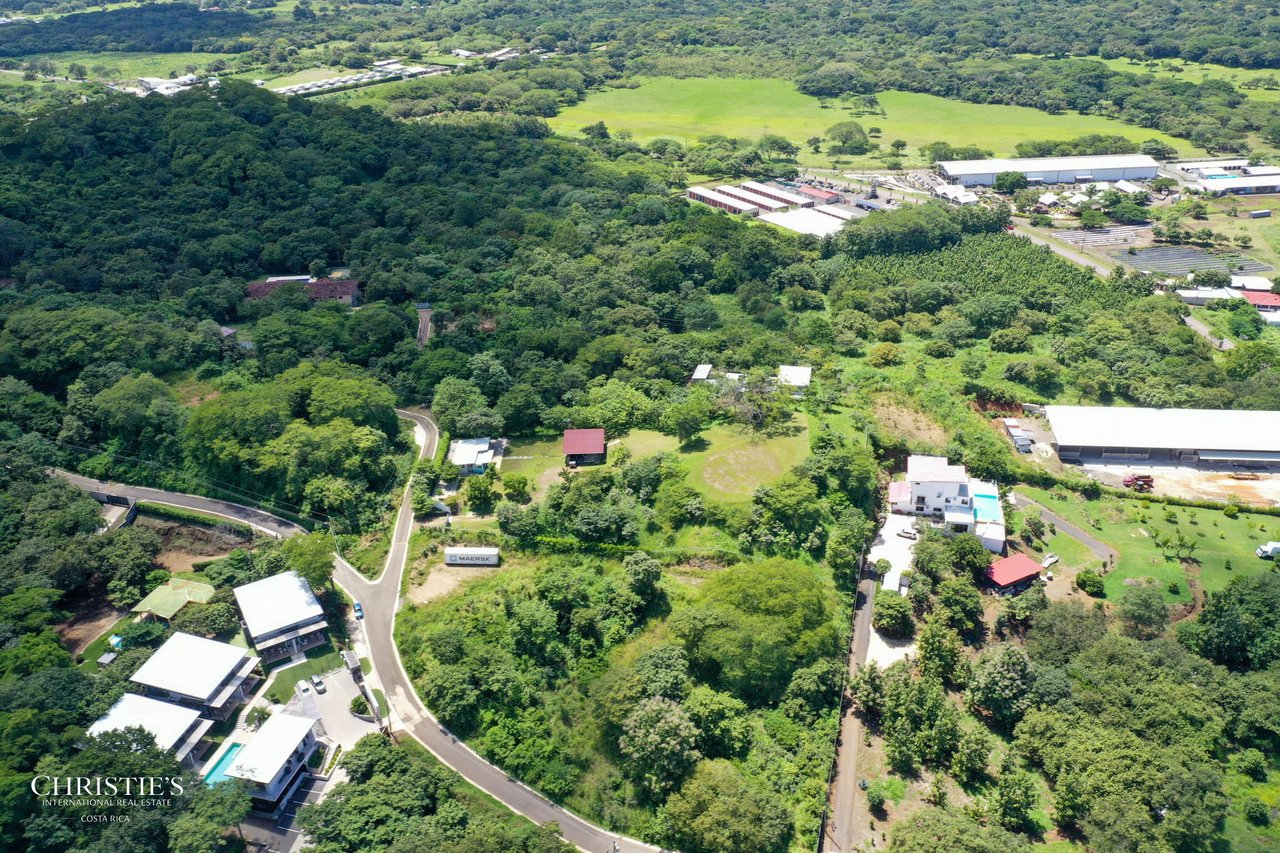 Residential Development Opportunity in Tun Tun Gated Community