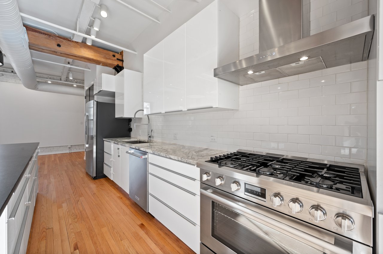 900 West Jackson Boulevard Unit 3W 