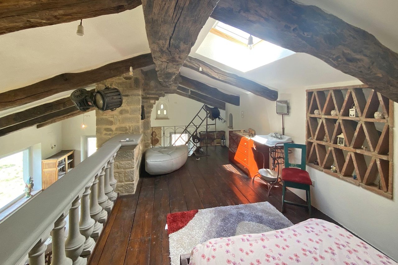 CASALE ROSSO MAGENTA