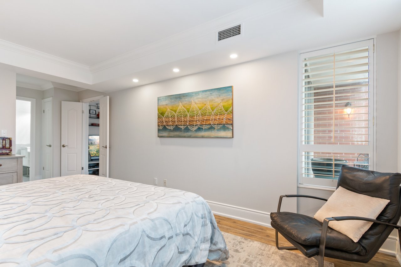 721 - 28 William Carson Crescent