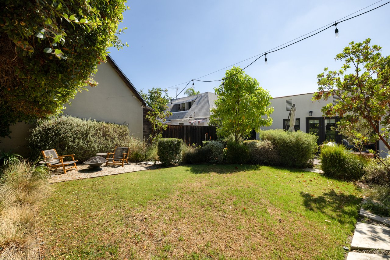 851 Masselin Ave, Miracle Mile