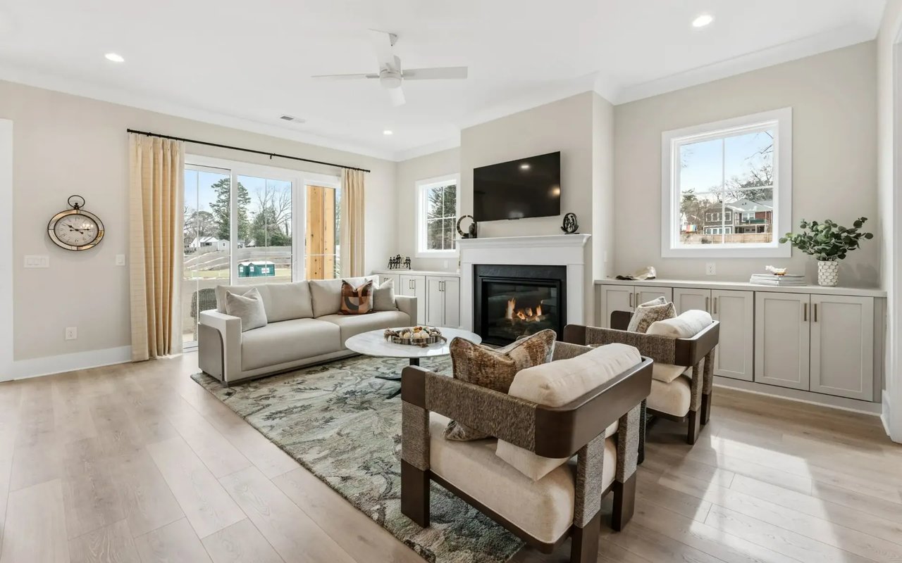 McNeil Court Townhomes