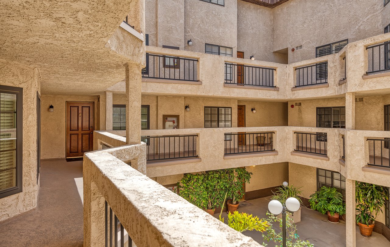 12321 Ocean Park Blvd #14