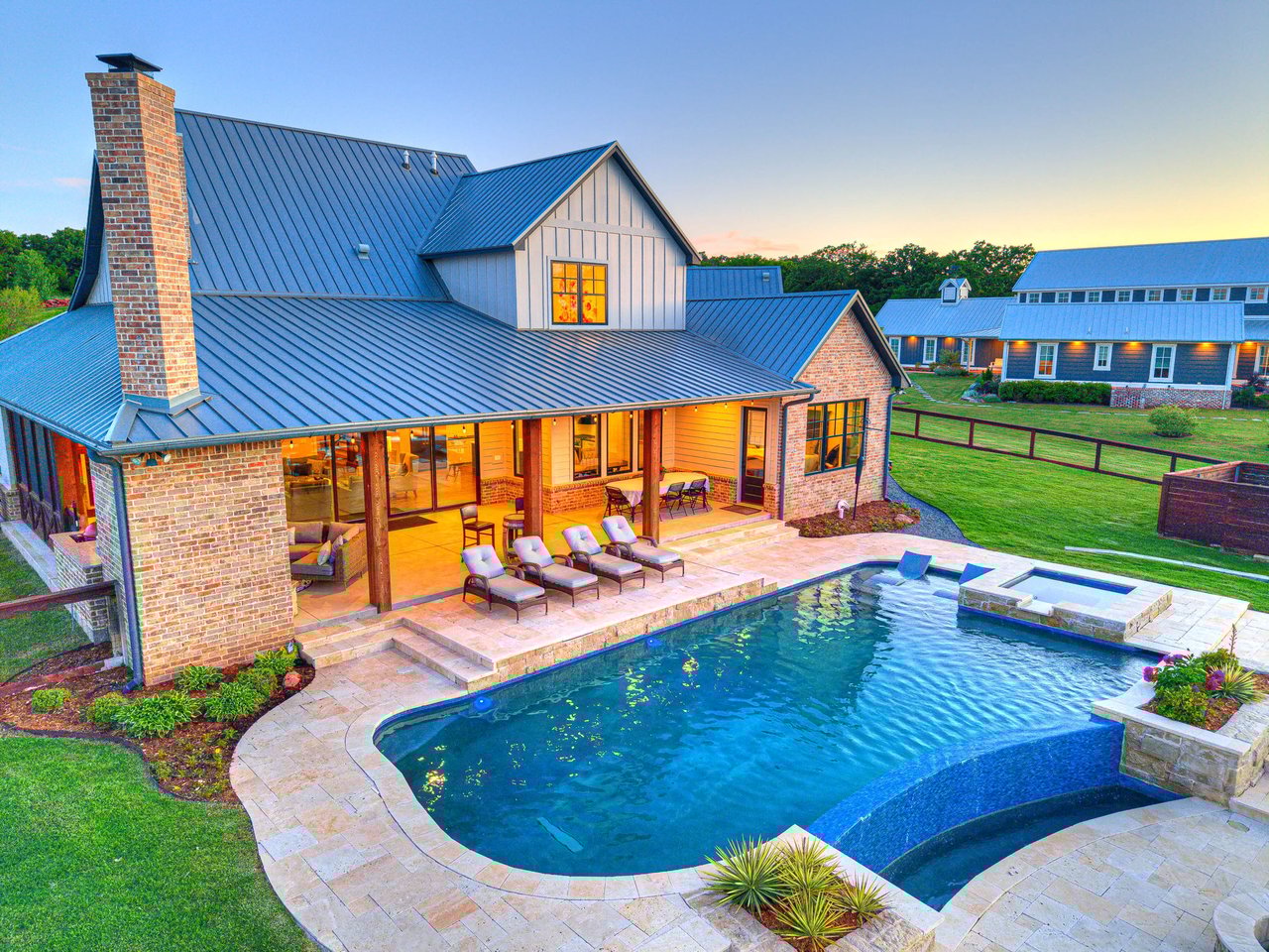 Listing of the Week: 9225 Farmhouse Lane in Arcadia, Oklahoma - Wyatt Poindexter - The Agency