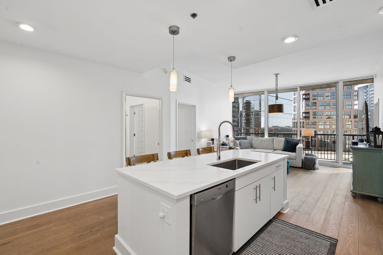 1080 Peachtree Street Unit 1504