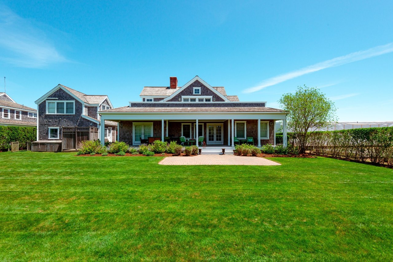 24 Cannonbury Ln