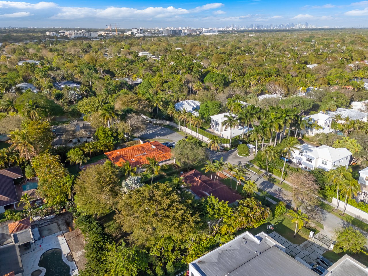 New Rental Opportunity in North Pinecrest