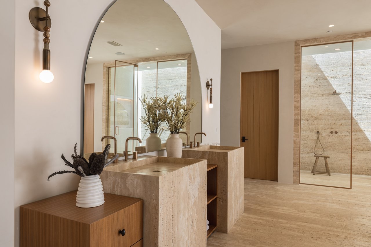 966 Stone Canyon Rd, Bel Air