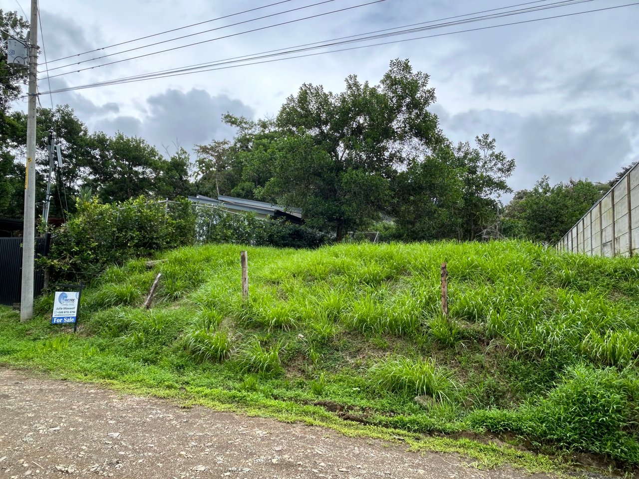 Prime Uvita Location! -  Build Ready Lot