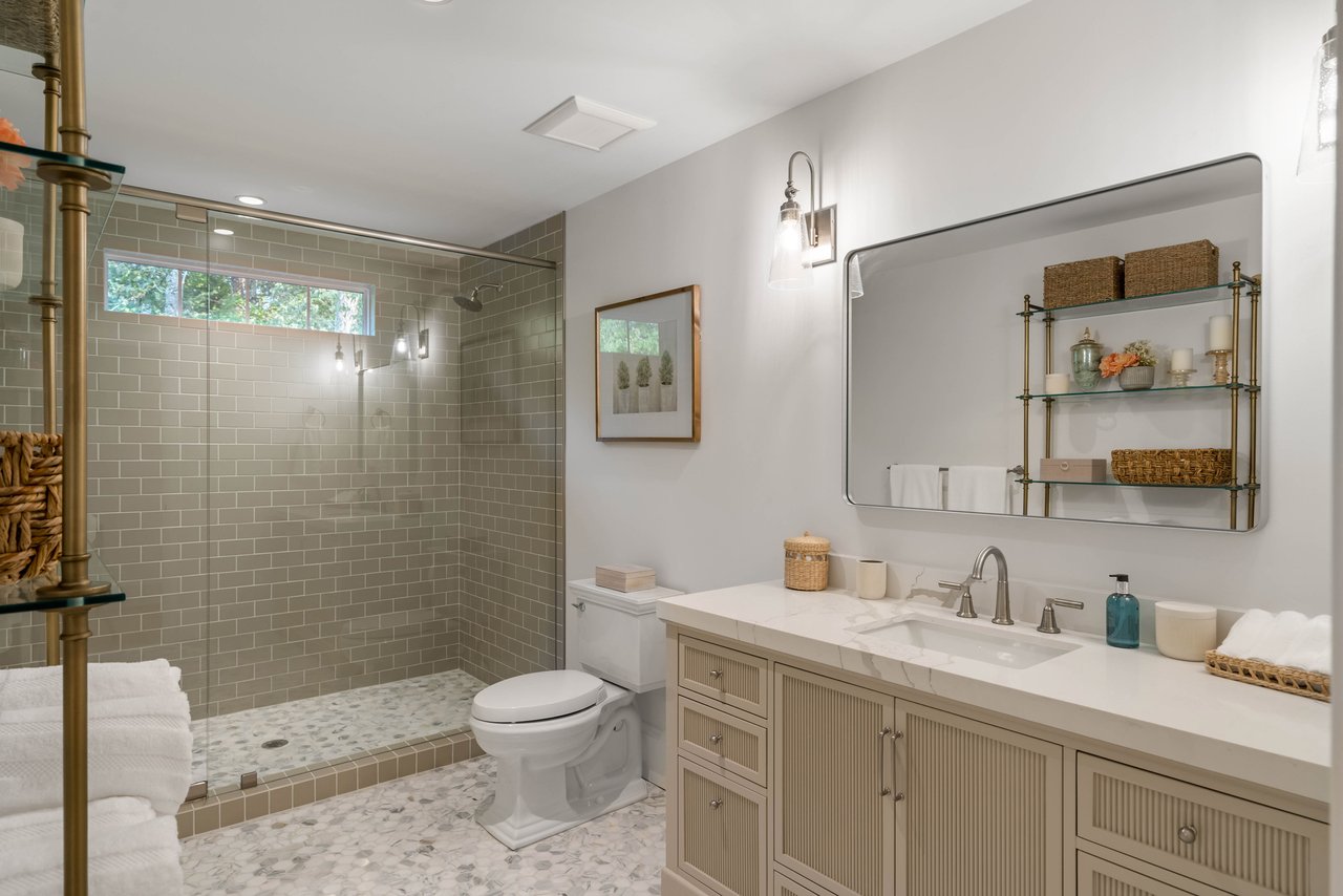 3785 Paces Ferry Road NW