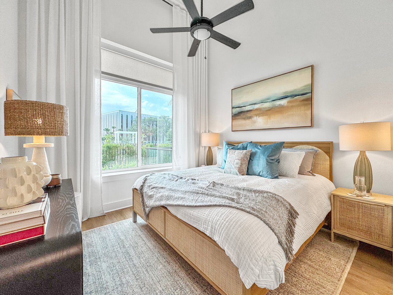 NOVEL BEACH PARK: WATERFRONT LUXURY LIVING