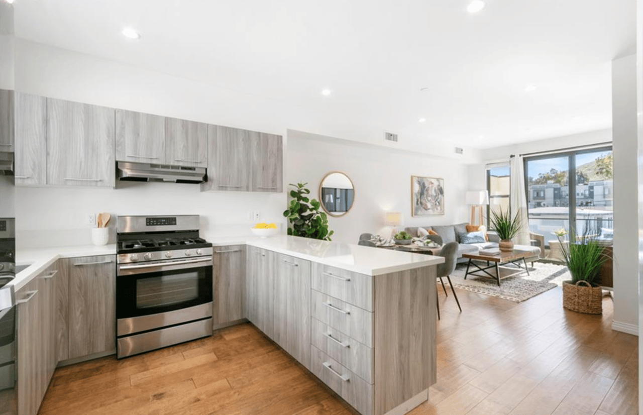 24444 Hawthorne Blvd #107, Torrance