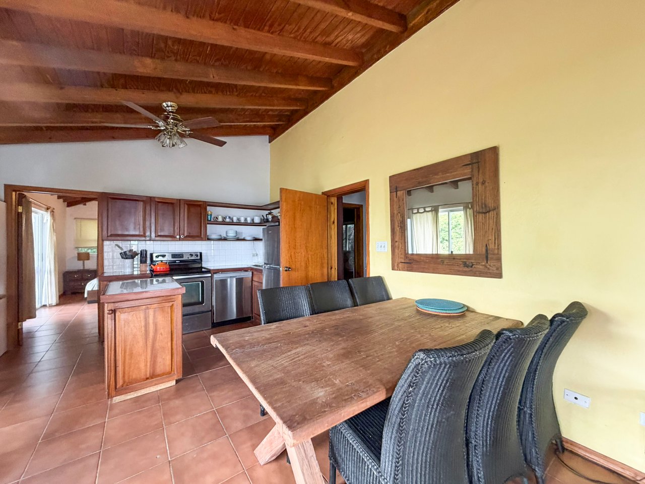 587 Lambert Beach Villa 3 Bedrooms