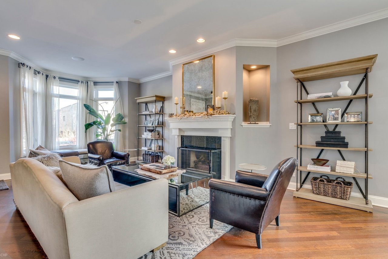 Designer Showcase | 2047 W Erie Street | $1,099,900
