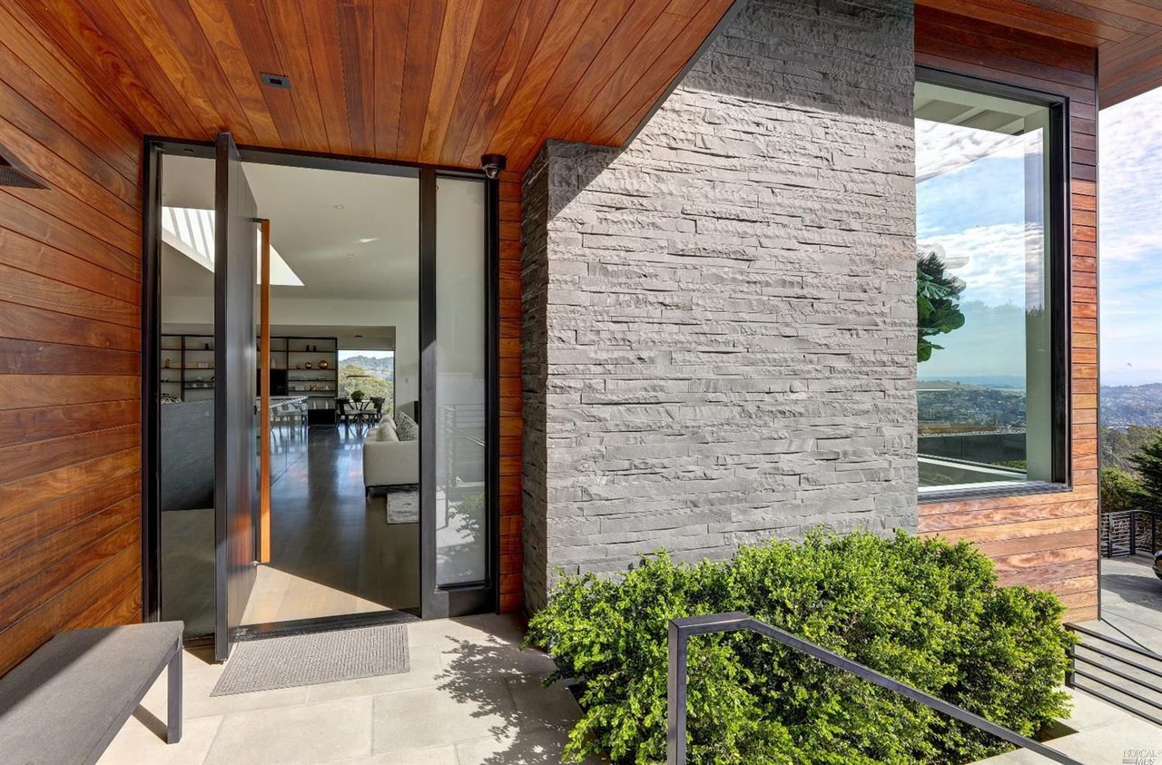 9 Walsh Dr