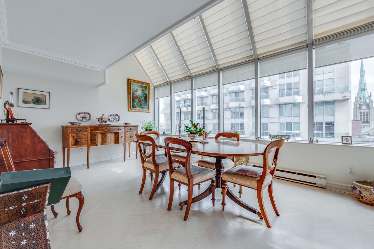 The South Penthouse at Lombard Court