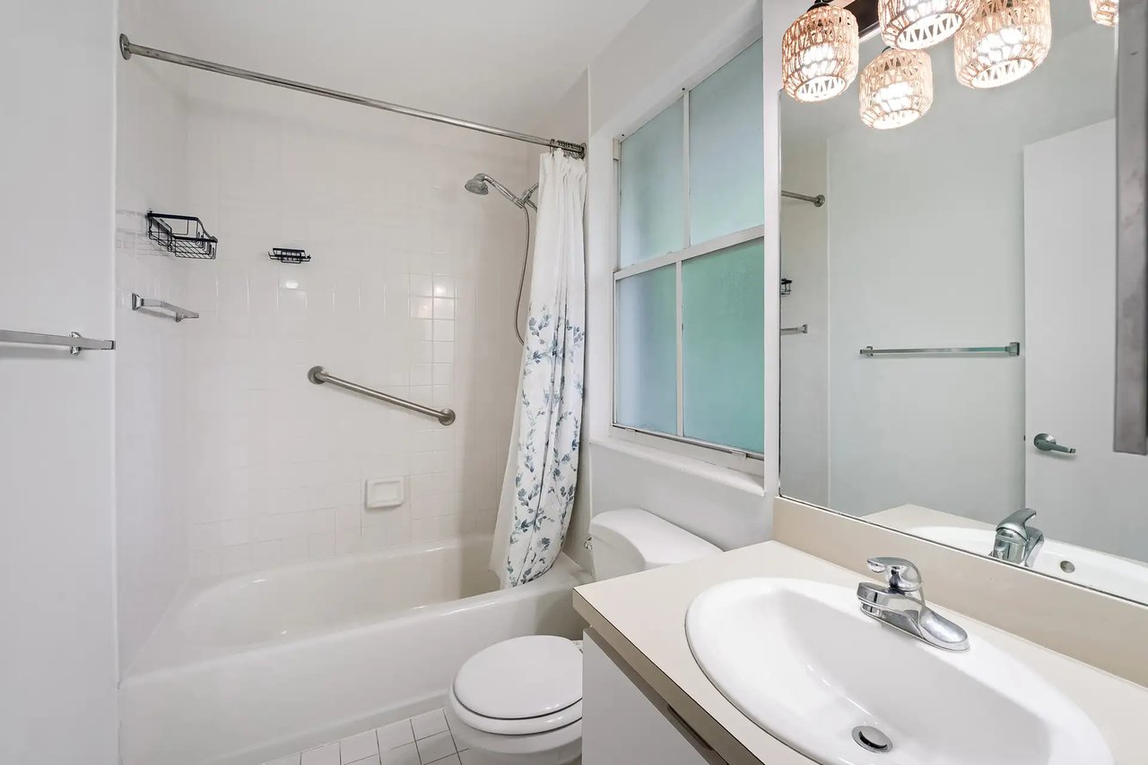 3605 SW 37 Avenue # 21