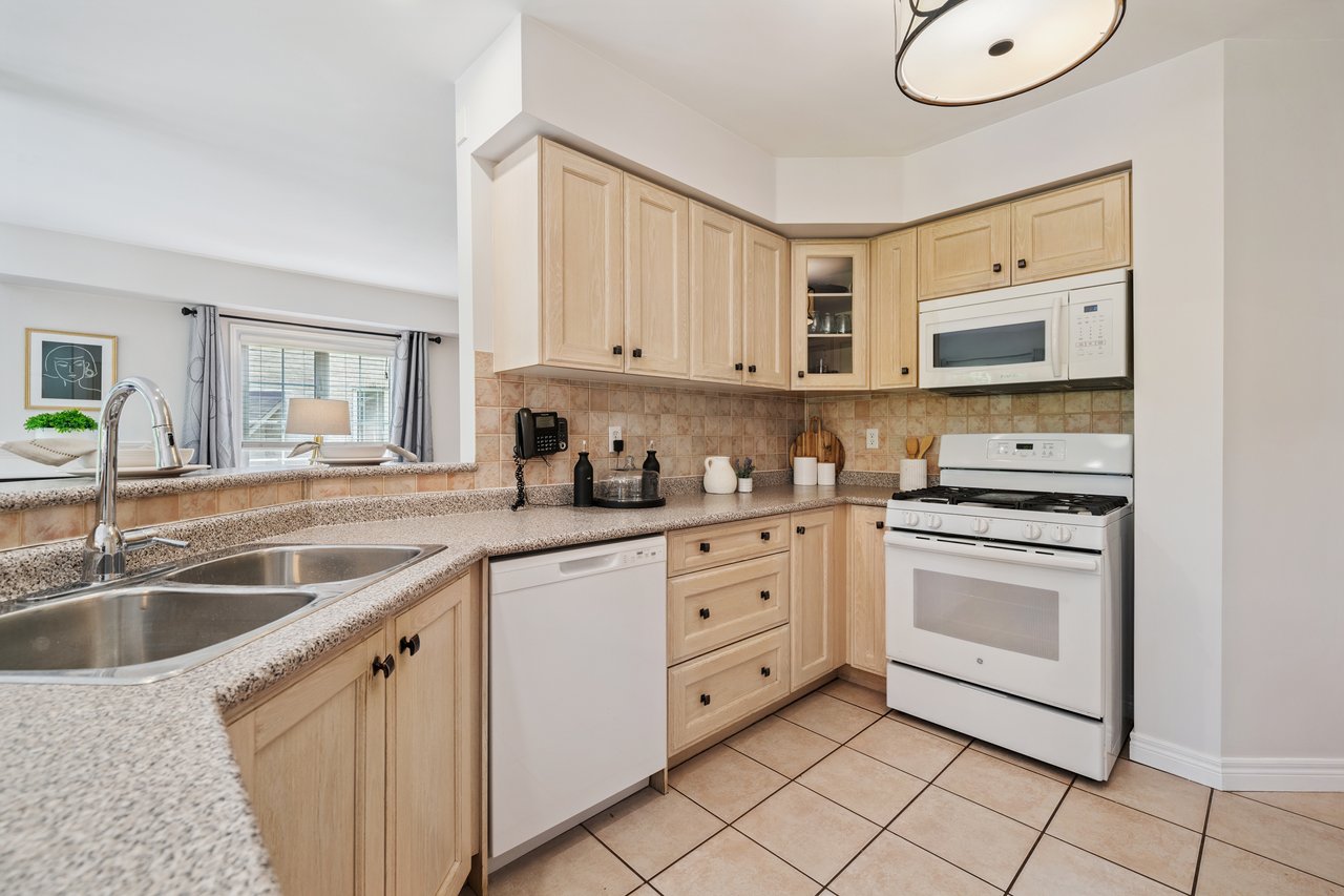 118 Wheeler Cres, Stouffville