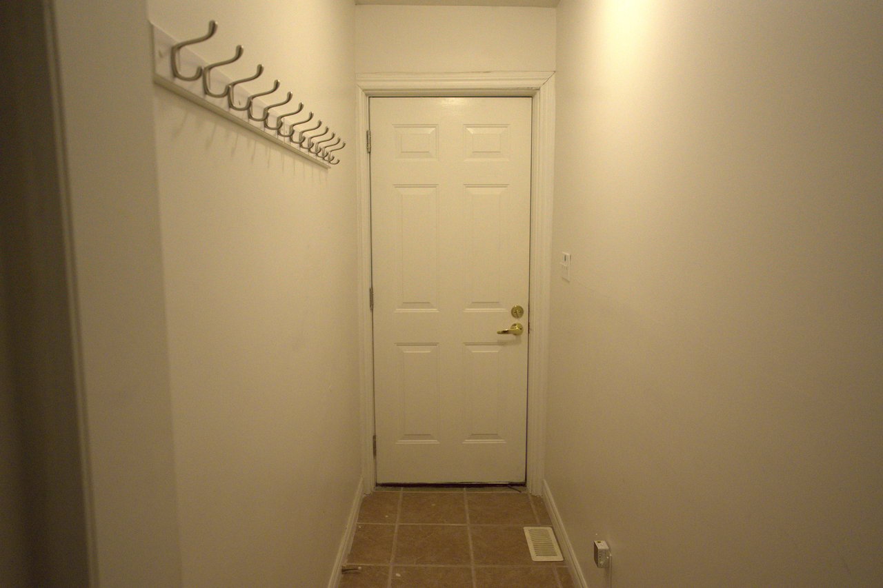 Baby Point Basement 1 Bedroom Unit 