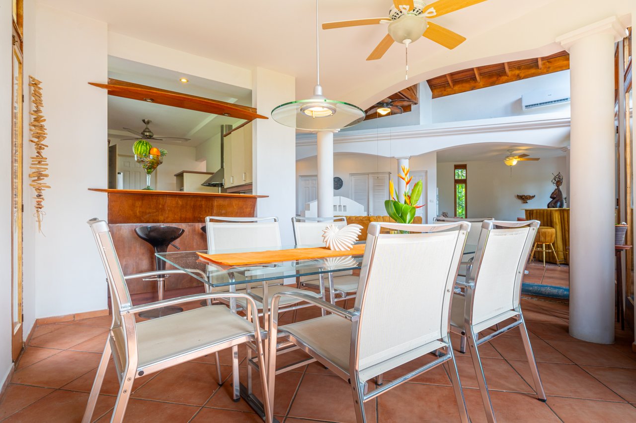 VILLA TURQUESA – MAJESTIC OASIS, CLOSE TO THE BEACH AND WILDLIFE – 1.92 ACRES