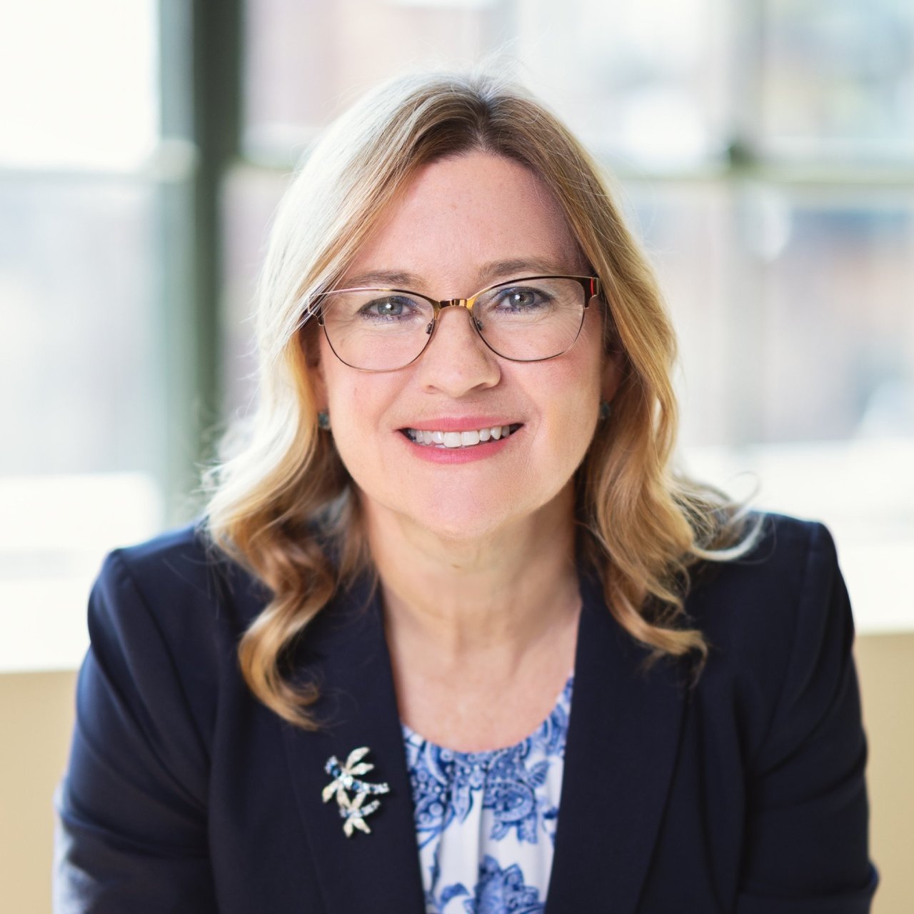 Beth Robinson Bloomington, IN Real Estate Agent Headshot