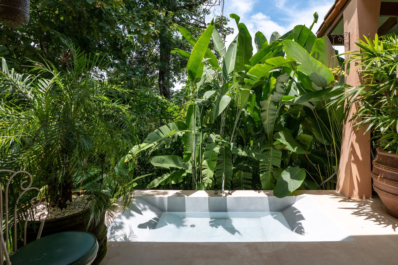 Chakra Bohemian Retreat / Las Delicias, Montezuma , Cóbano