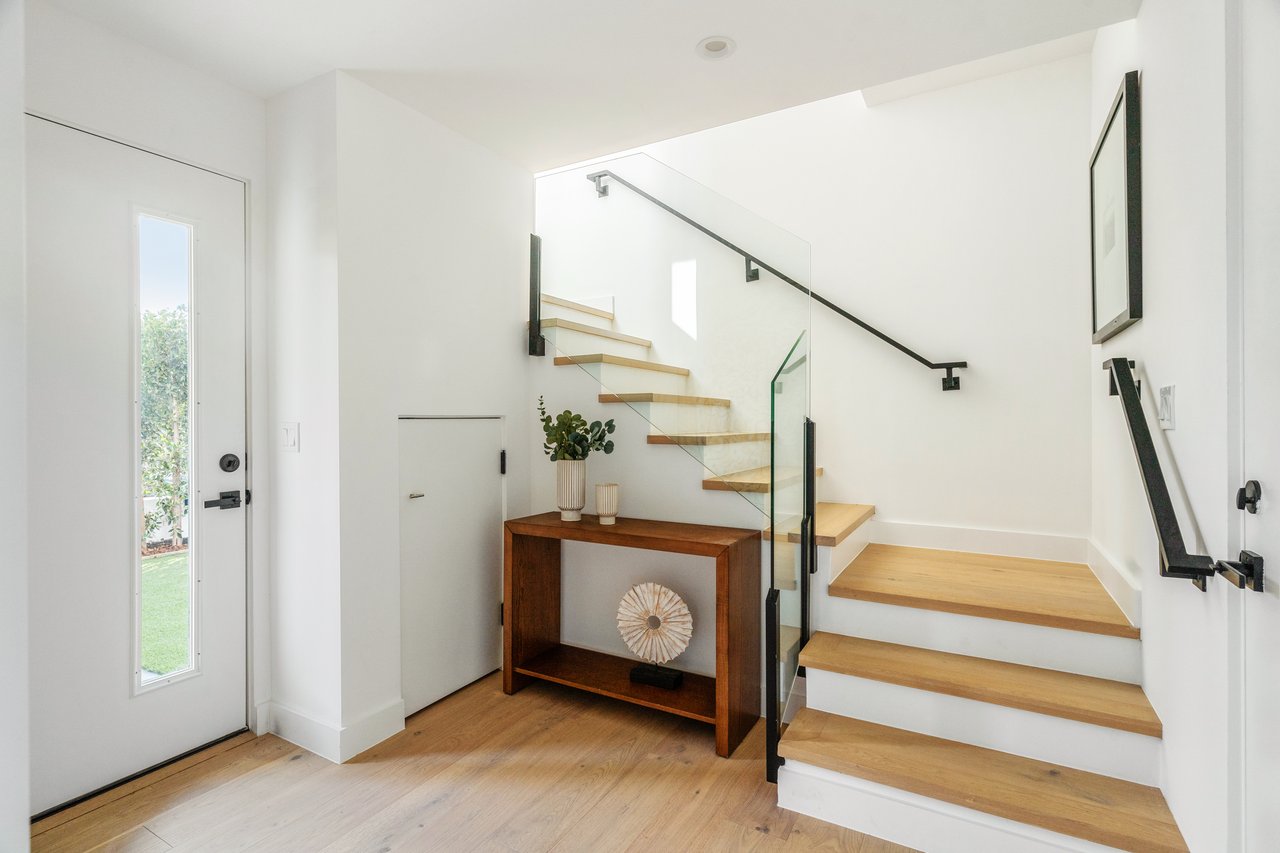 Ambrosia at Hillhurst