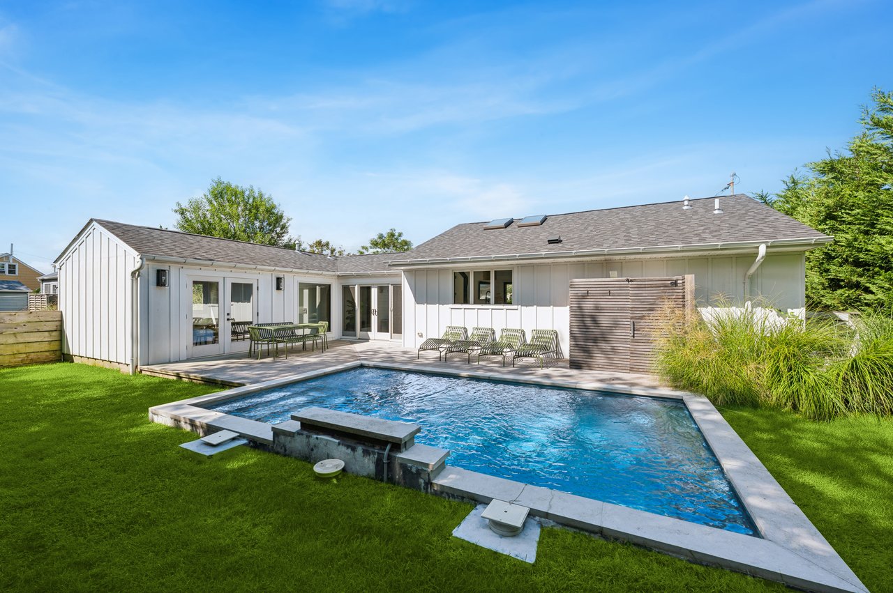 28 Cliff Drive