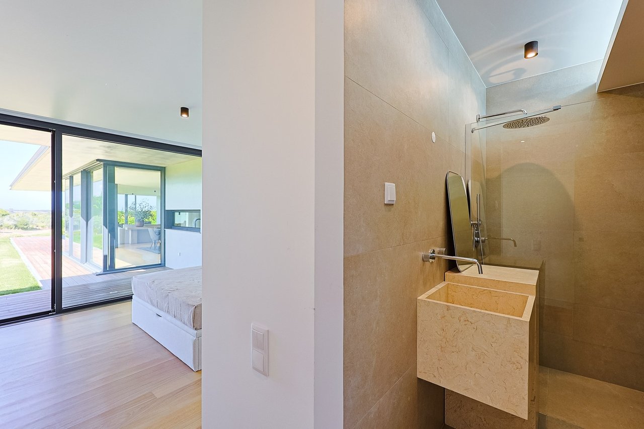 Japanese-Inspired Villa in Bom Sucesso Resort, Óbidos