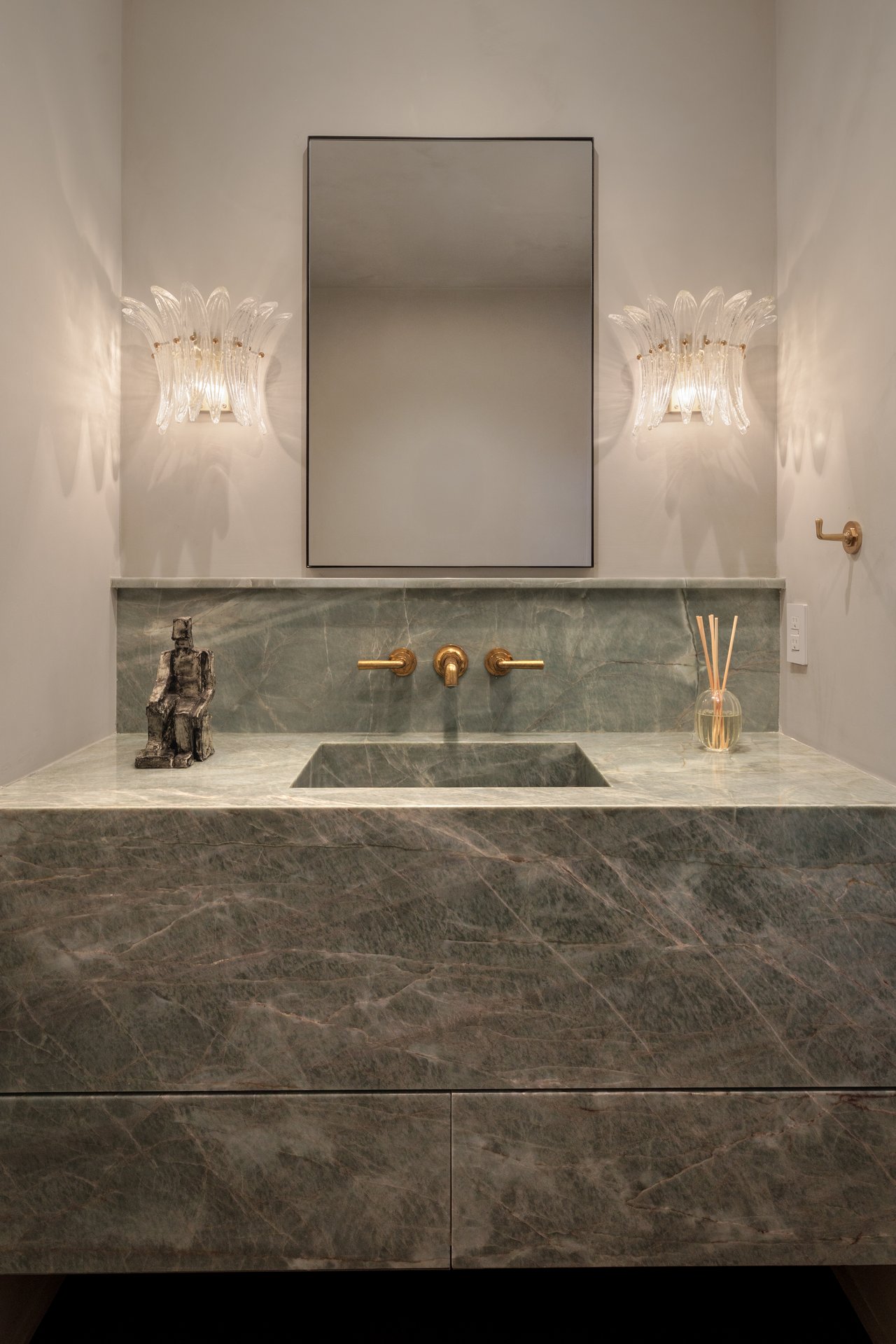 7100 La Presa Drive, hollywood hills