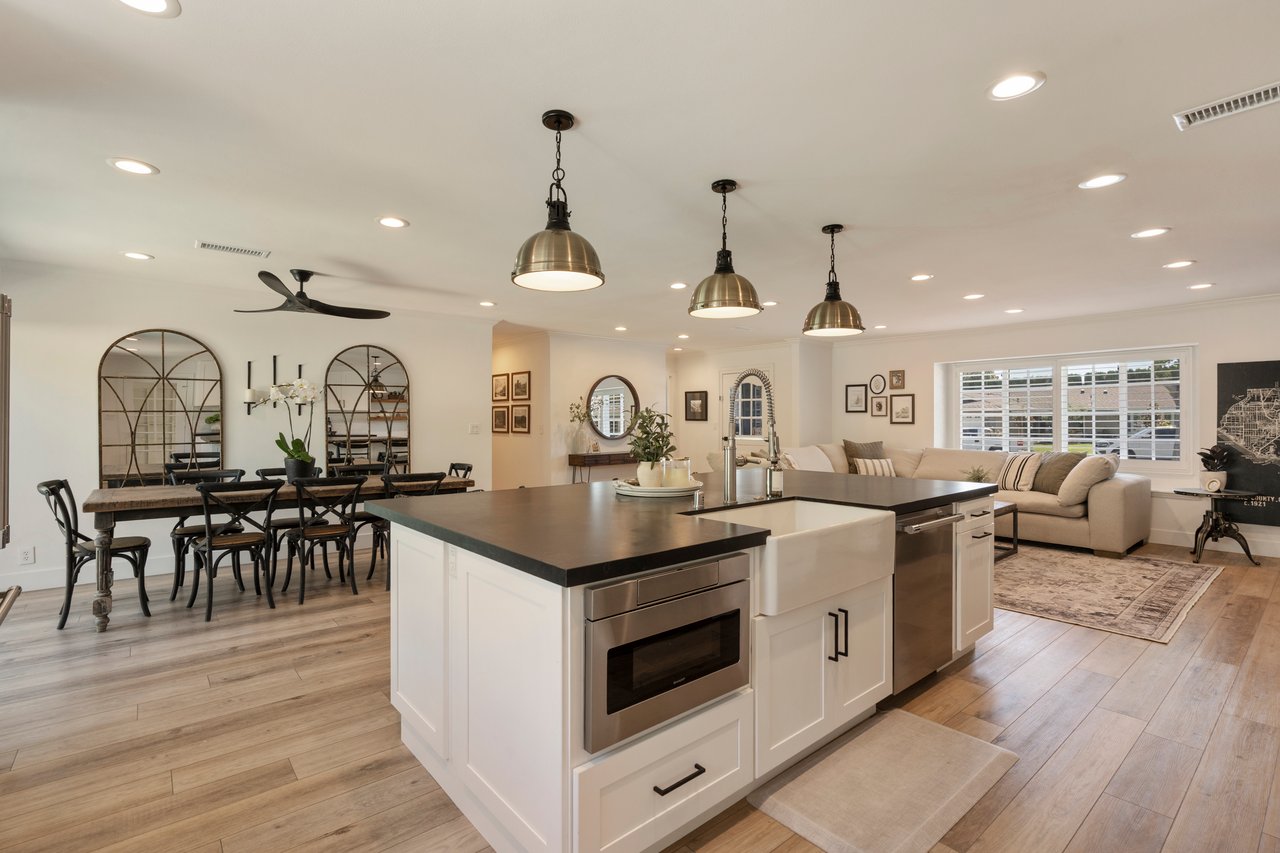 4522 Loganview Drive