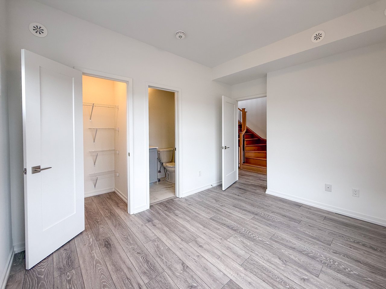 16 Lytham Green Circle