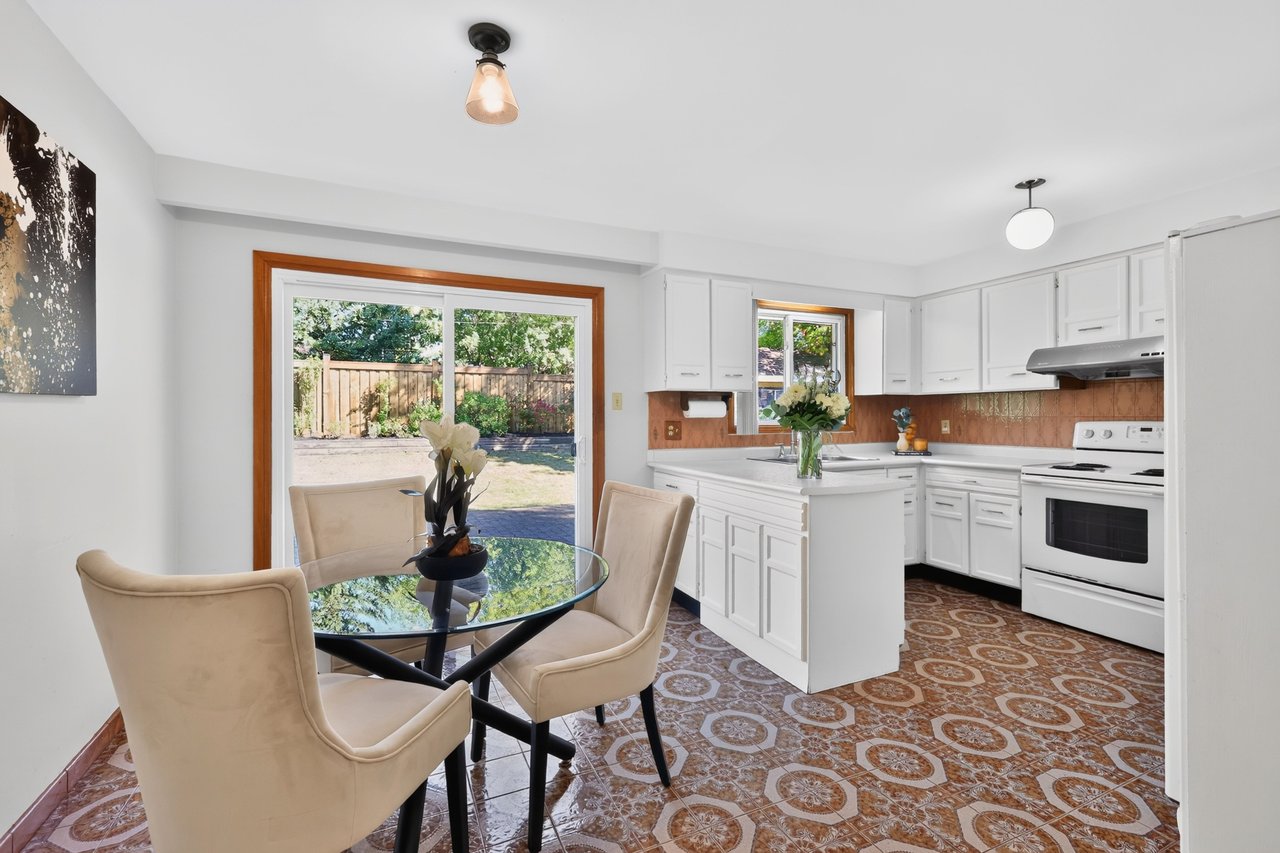 2389 Frayne Crt