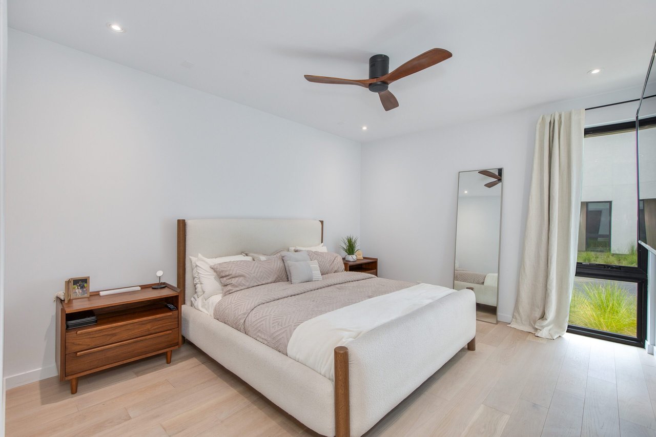 1328 E Pomelo Grove Ln.