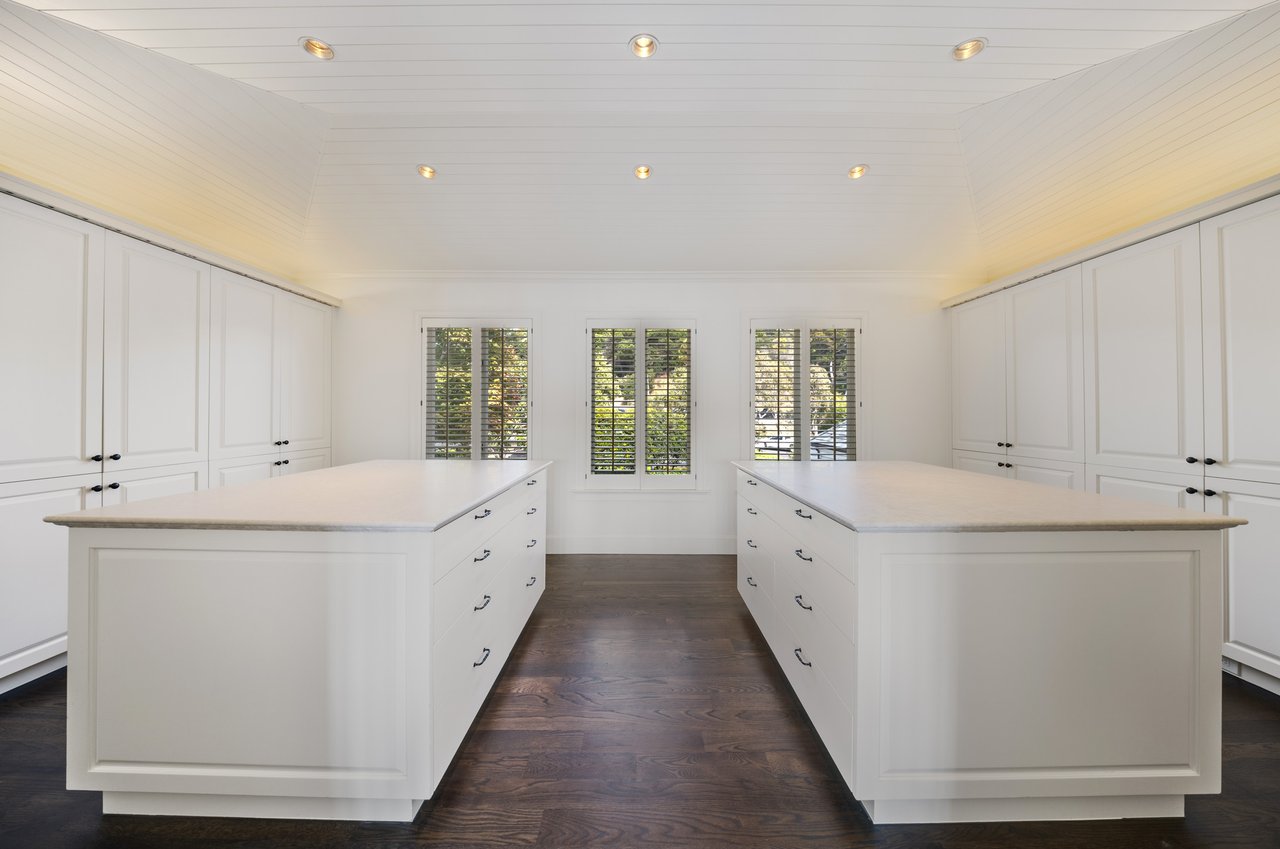 Unparalleled Design on the Belvedere Lagoon