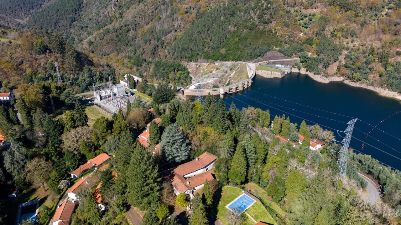 Historic Home Designed by Januário Godinho in Porto – Unique Restoration Opportunity