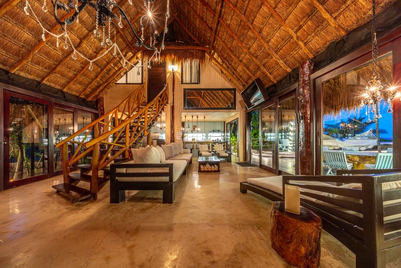 Casa Chic Tulum | Rare Beachfront Estate in Hotel Zone