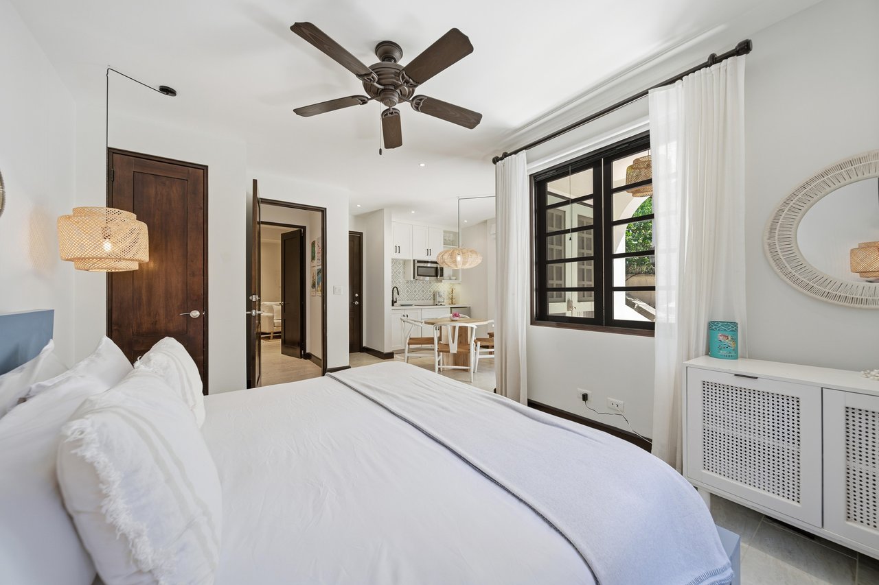 18 Calle La Ronda | Where Everyday Feels Like a Holiday