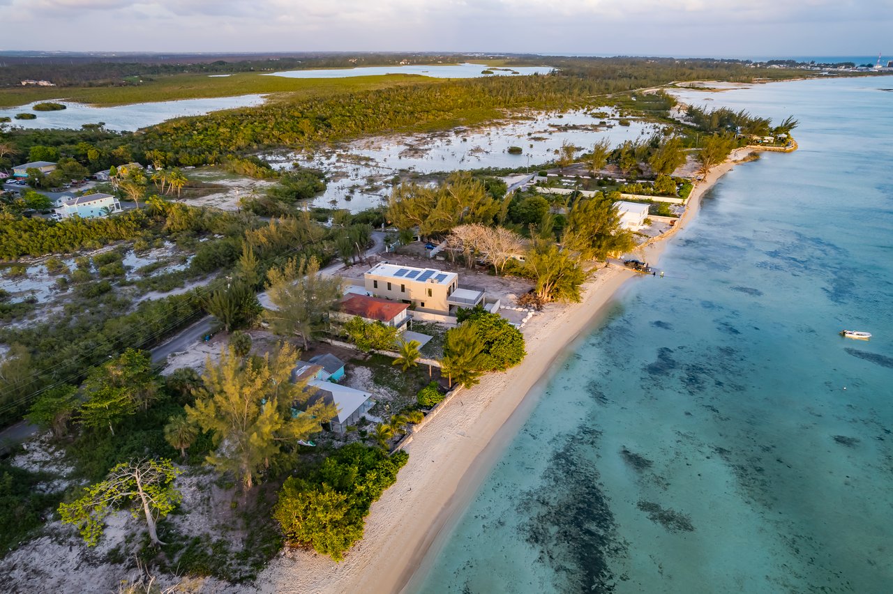 Villa Sol, Adelaide Beach