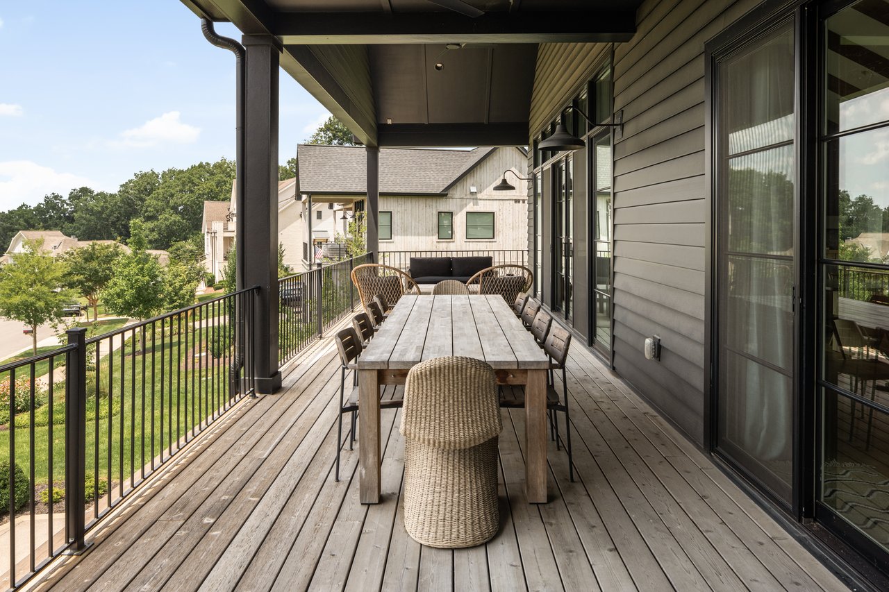 7365 Harlow Dr | Troubadour