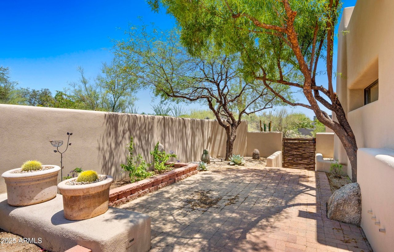 2304 FOX TAIL Trail