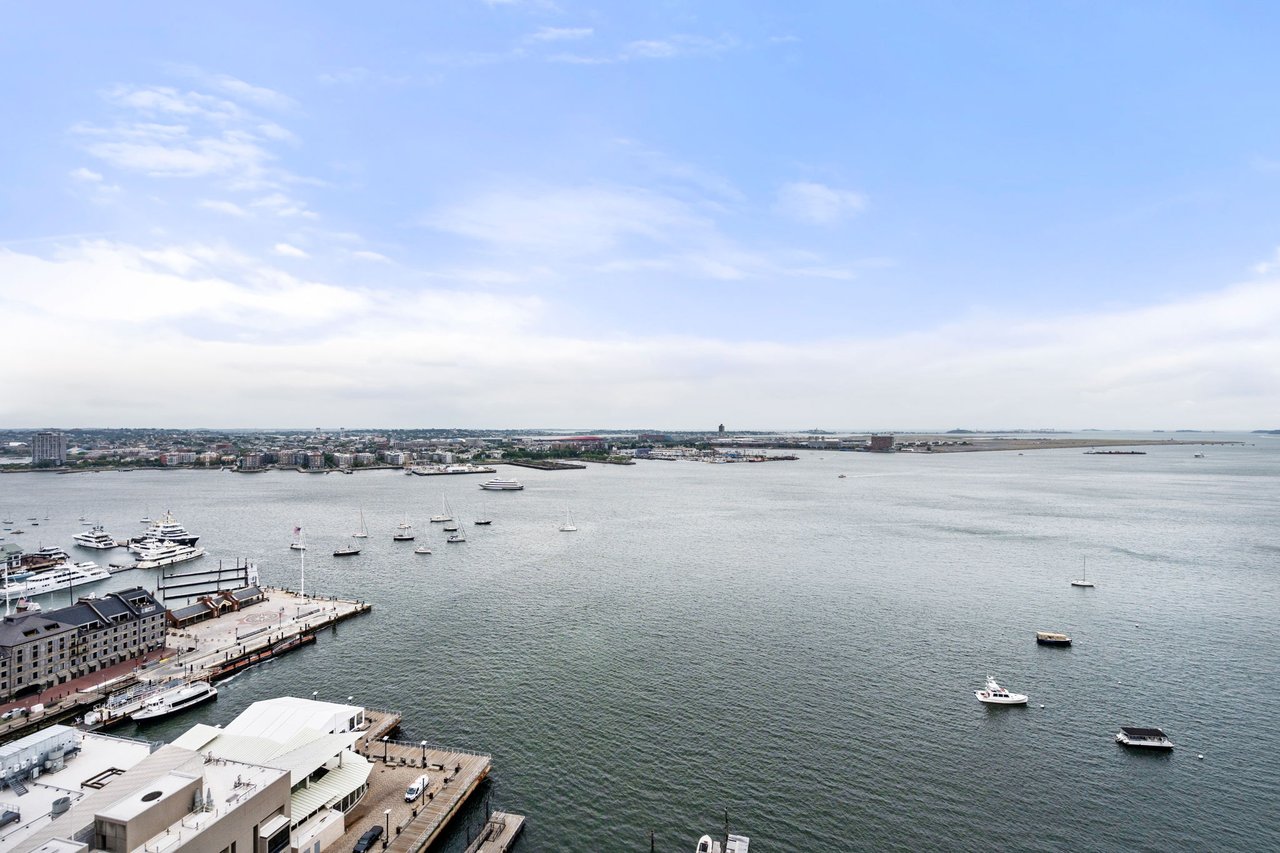 Highly Renovated Harbor Towers Residence