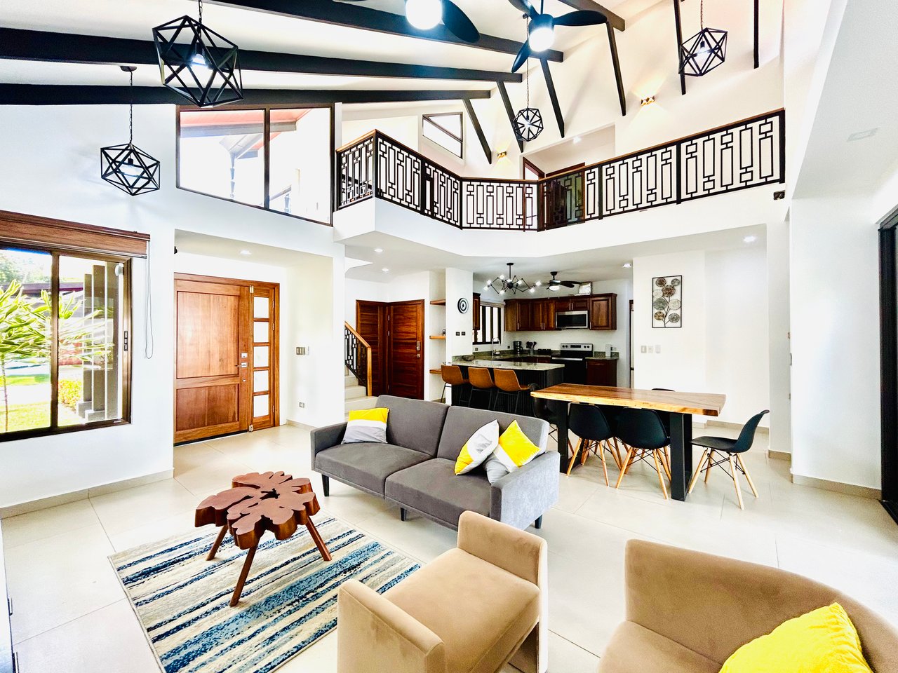 Tropical Modern Living Near Uvita – Stylish Pool Home with Privacy | Price Reduced